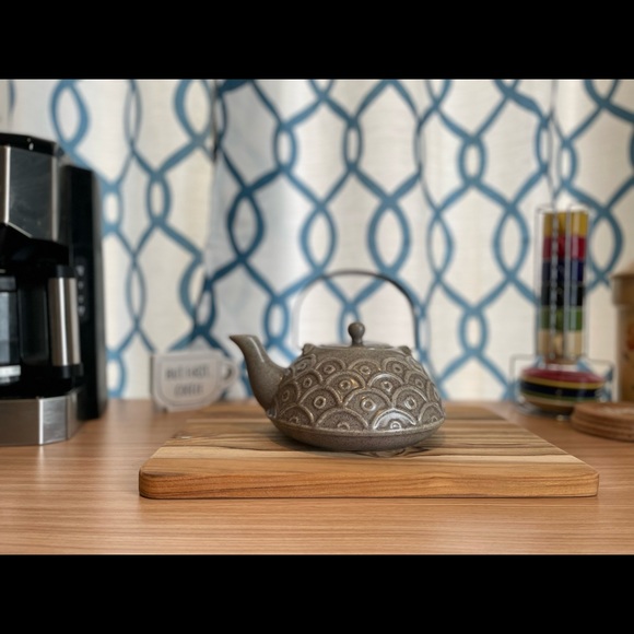 Stone Detailed Teapot - Picture 2 of 7